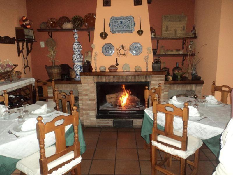 Hotel San Julian Burunchel Екстер'єр фото